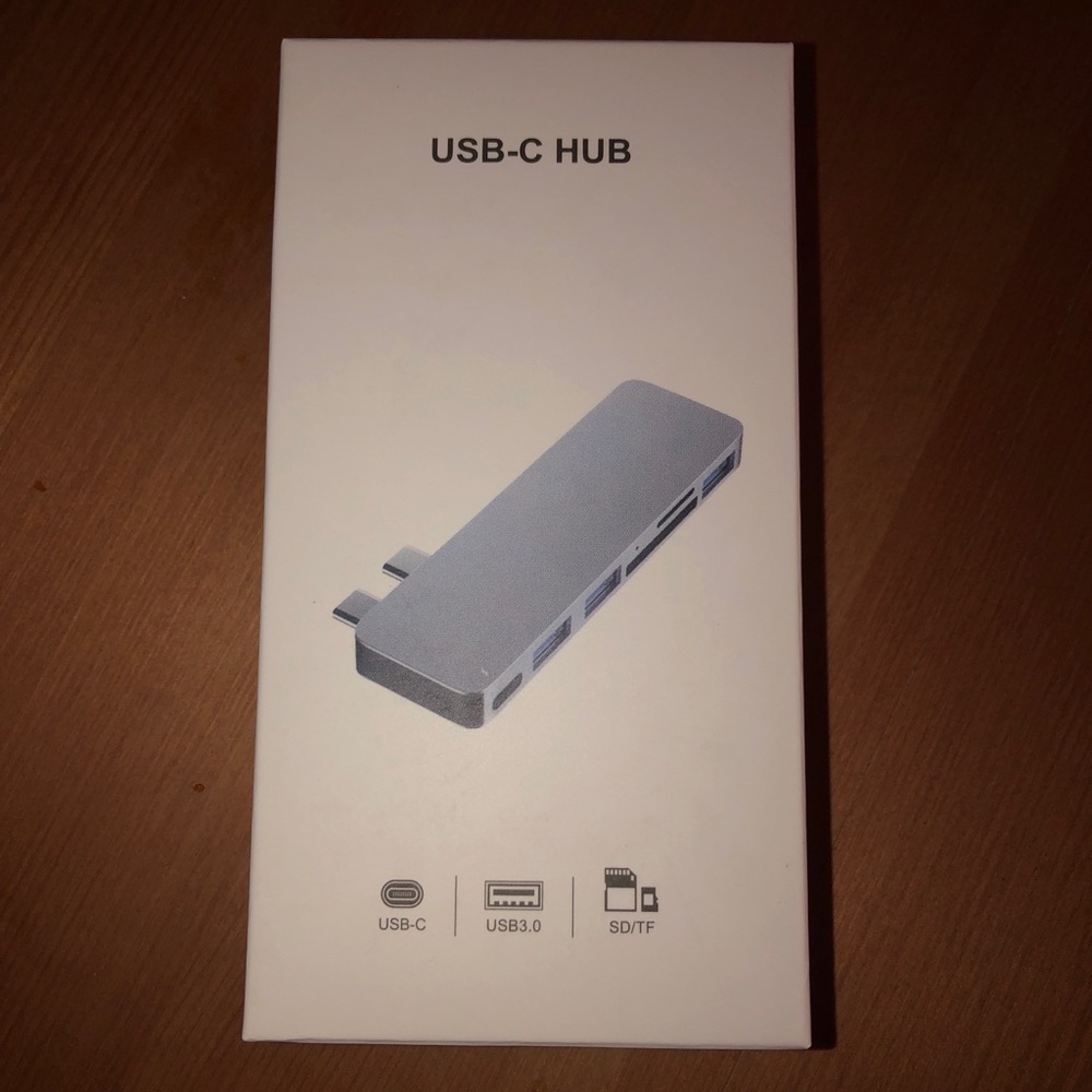 MacBook USB-C Adapter